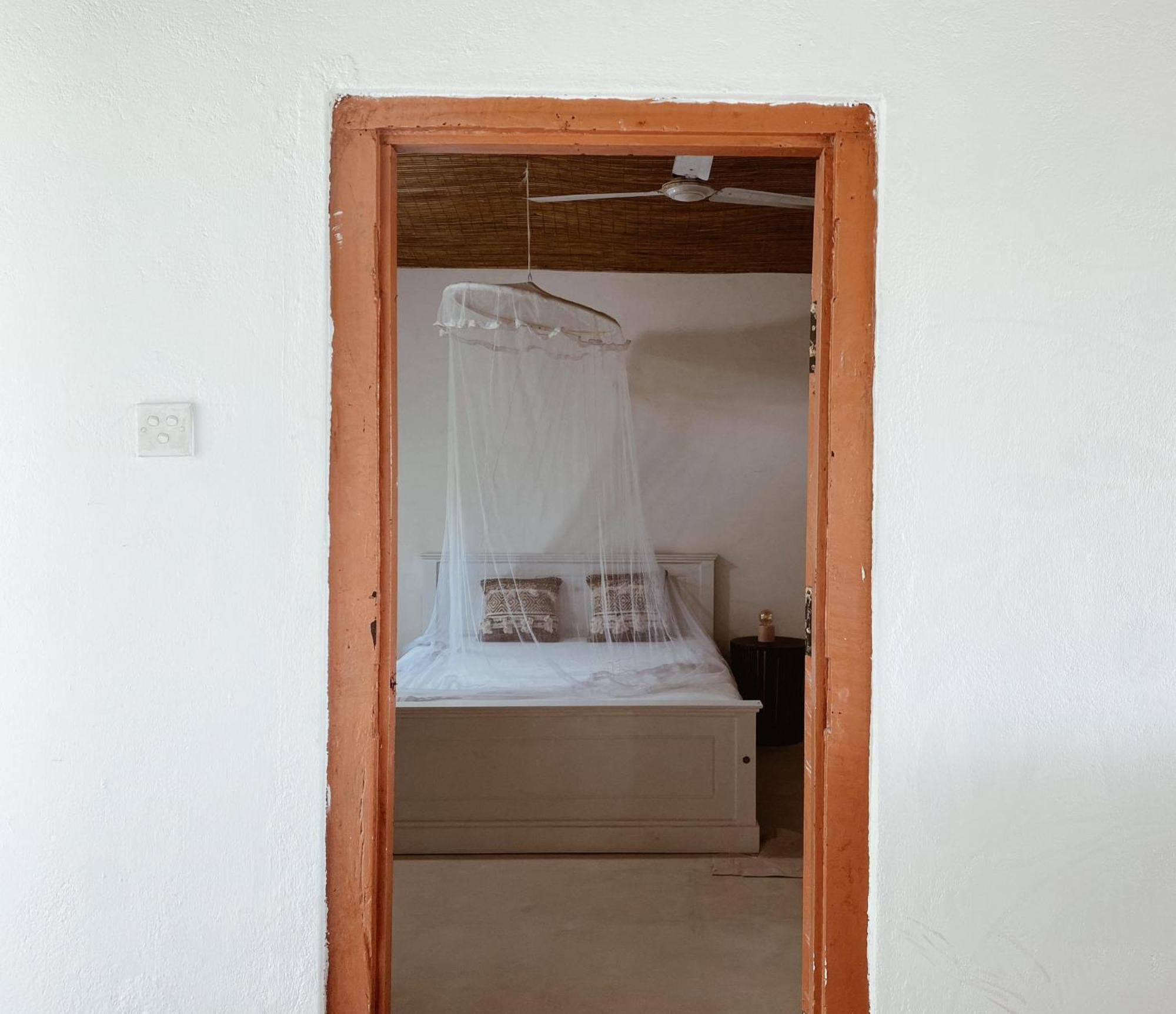 Together Beach House Midigama Exterior photo